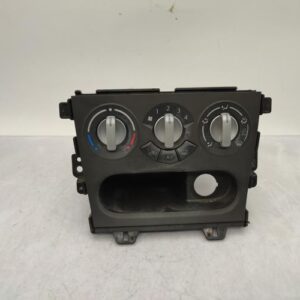 Commande chauffage SUZUKI SPLASH Essence