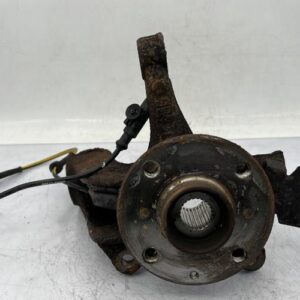 Fusee avant gauche PEUGEOT 107 PHASE 2 Essence