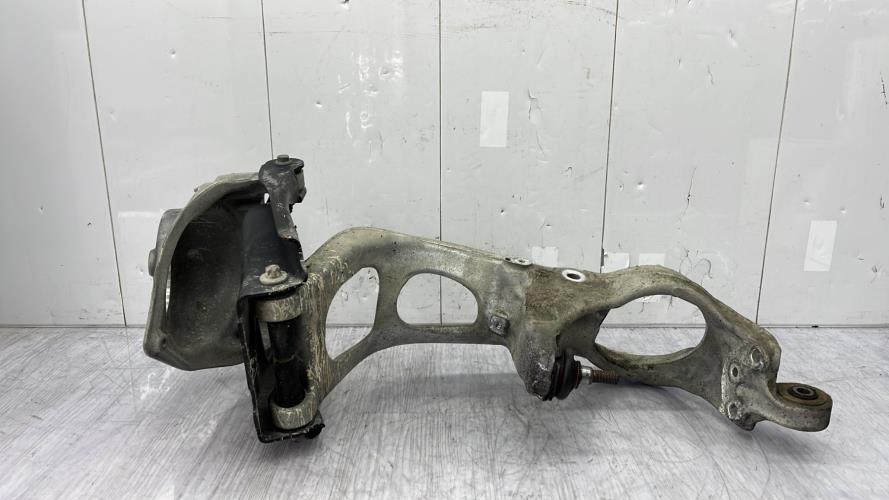Support pivot avant gauche PEUGEOT 407 PHASE 1 Diesel