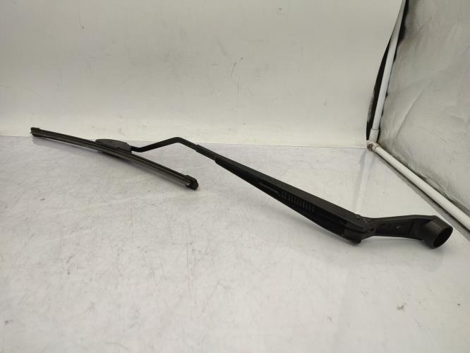 Bras essuie glace avant droit SUZUKI SWIFT 4 Diesel