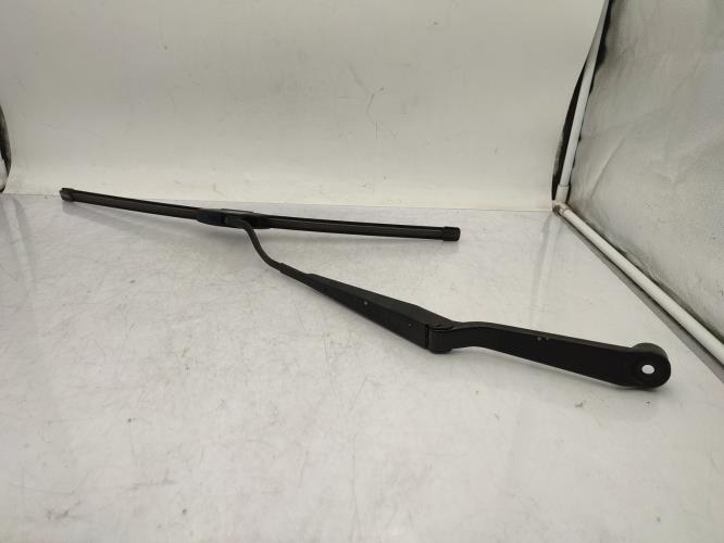 Bras essuie glace avant gauche SUZUKI SWIFT 4 Diesel