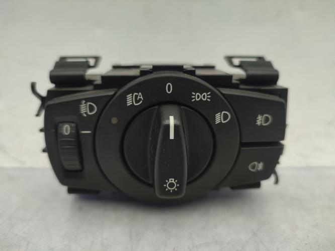 Commande de phare BMW SERIE 1 E87 PHASE 2 Diesel