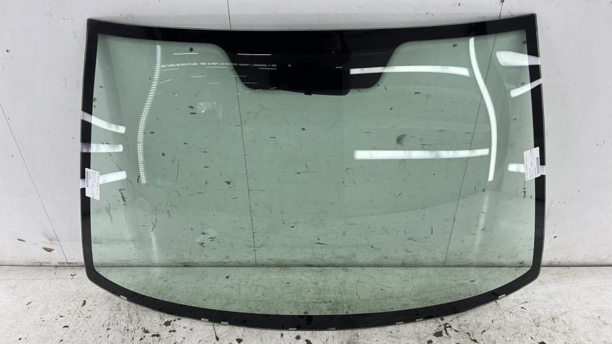 Pare brise FORD KA 1 PHASE 1 Essence