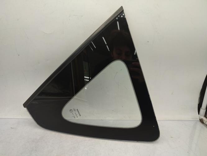 Custode arriere gauche TOYOTA VERSO PHASE 1 Diesel