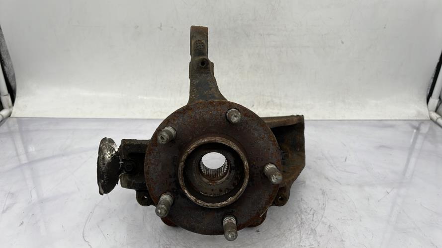 Fusee avant droit FORD FOCUS 2 PHASE 1 Diesel