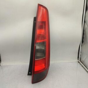 Feu arriere principal droit (feux) FORD FIESTA 5 PHASE 1 Essence