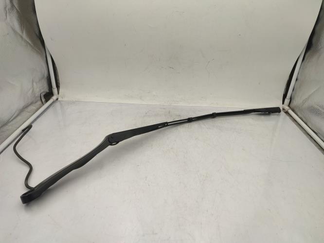 Bras essuie glace avant droit TESLA MODEL 3 5YJ3 Electricité
