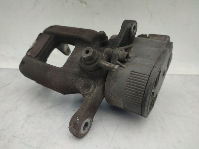 Etrier avant gauche (freinage) CITROEN C4 PICASSO 2 PHASE 2 Diesel