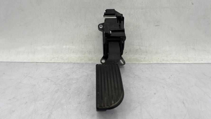 Pedale d'accelerateur PEUGEOT 108 Essence