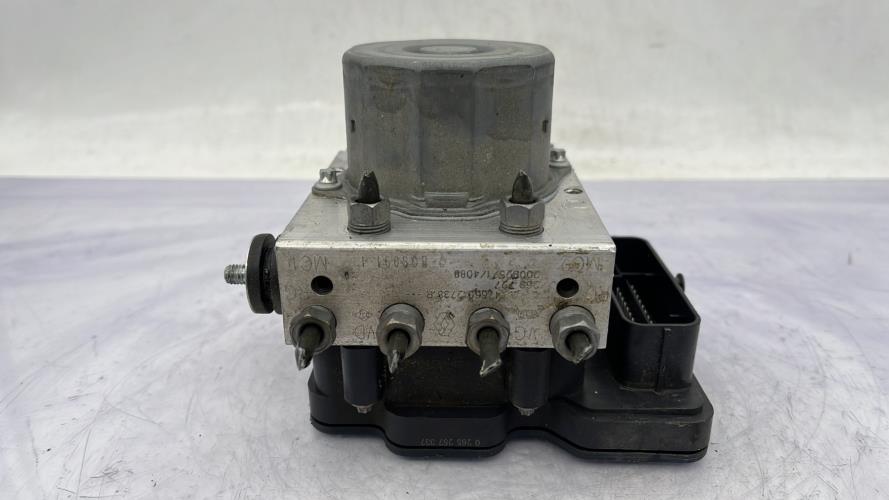 Bloc ABS (freins anti-blocage) DACIA DUSTER 2 PHASE 1 Diesel