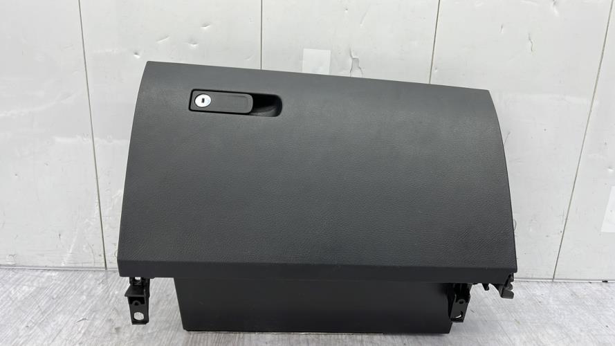 Boite a gants MERCEDES CLASSE A 177 PHASE 2 Essence