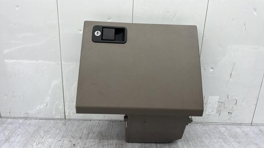 Boite a gants PEUGEOT 205 PHASE 2 Essence