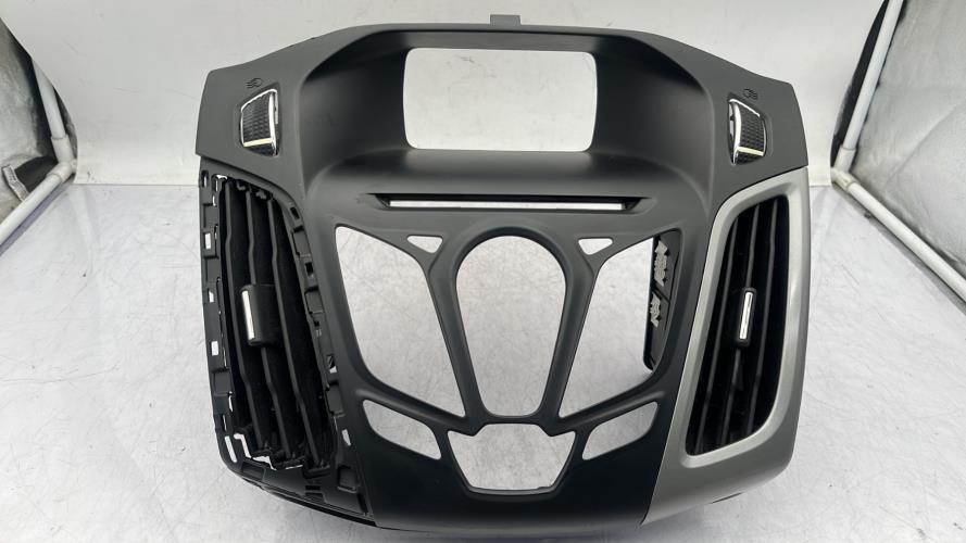 Aerateur tableau de bord FORD FOCUS 3 PHASE 1 Diesel