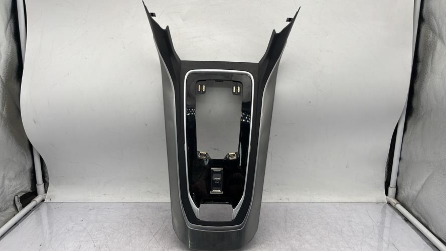Console central (interieur plastique) PEUGEOT 308 2 PHASE 2 Diesel