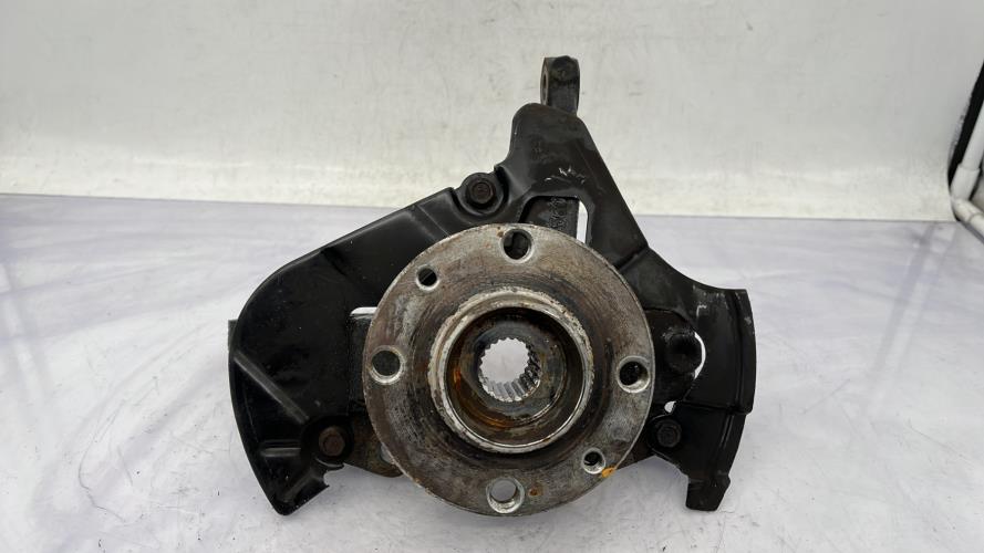Fusee avant gauche FORD KA 2 PHASE 2 Essence