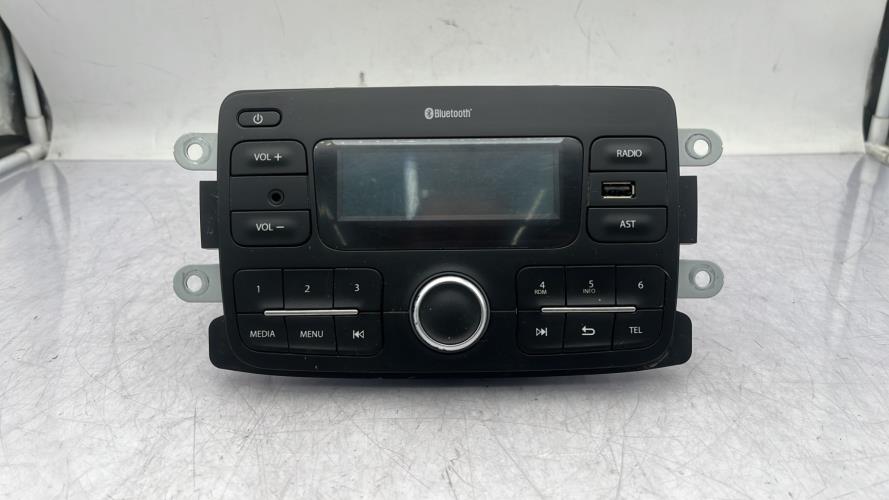 Autoradio d'origine DACIA LOGAN MCV 2 PHASE 2 BREAK Essence