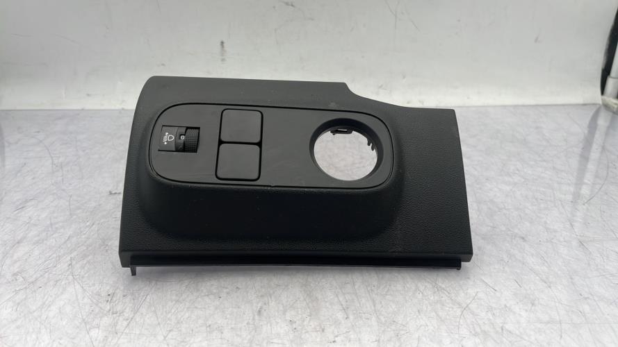 Commande de reglage hauteur de phare CITROEN C3 3 PHASE 1 Essence