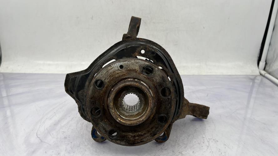 Fusee avant droit OPEL CORSA C PHASE 1 Diesel