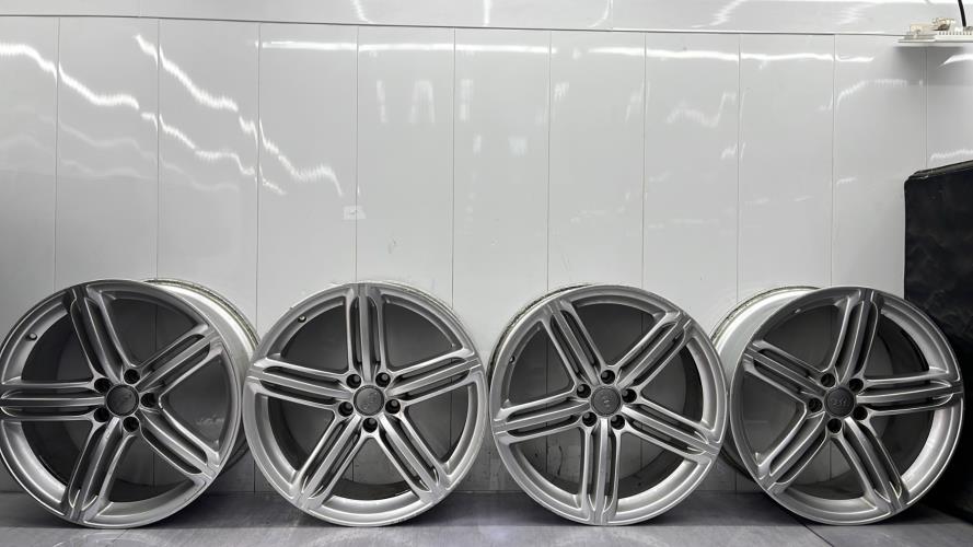 Jeu de 4 jantes  AUDI Q5 1 PHASE 1 Diesel