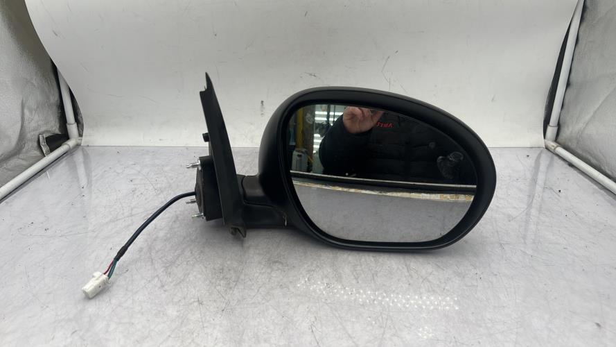 Retroviseur droit NISSAN JUKE 1 PHASE 1 Diesel