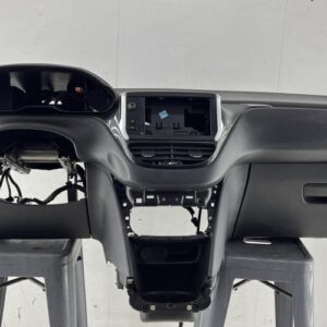 Tableau de bord PEUGEOT 2008 1 PHASE 2 Essence