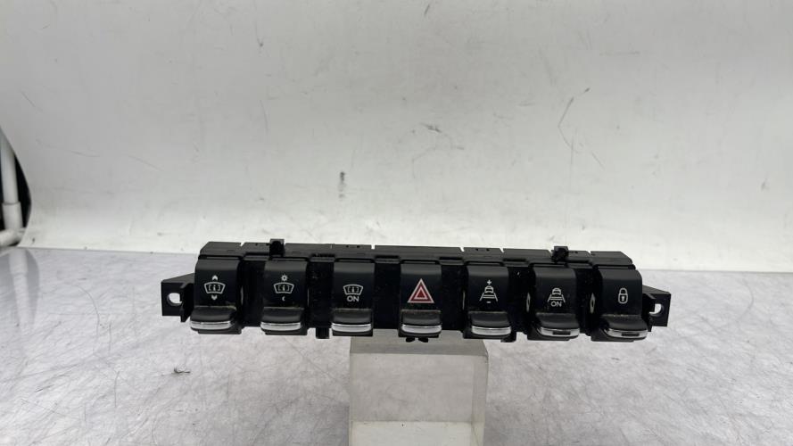 Bouton de warning PEUGEOT 3008 1 PHASE 1 Diesel