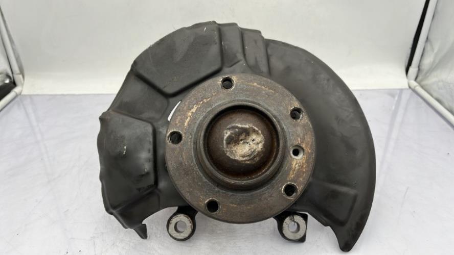 Fusee avant gauche BMW SERIE 3 E36 COMPACT Diesel