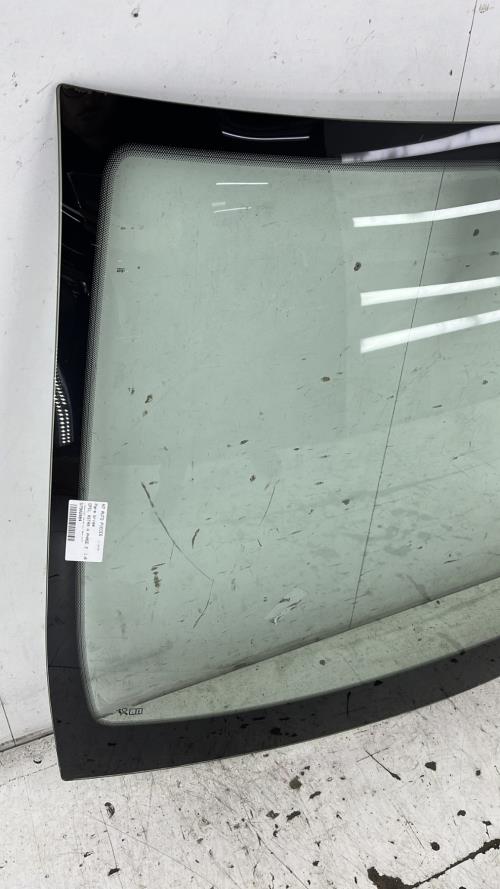 Pare brise OPEL ASTRA H PHASE 2 Essence