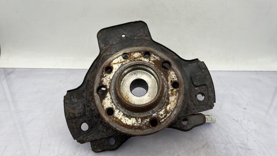 Fusee avant droit OPEL ASTRA G Diesel