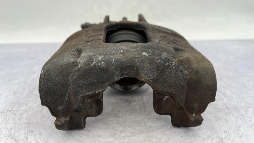 Etrier avant droit (freinage) FORD FOCUS 1 BREAK Diesel