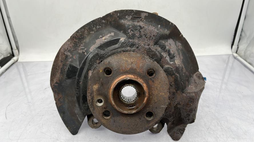 Fusee avant gauche MINI MINI 2 R56 PHASE 1 Diesel