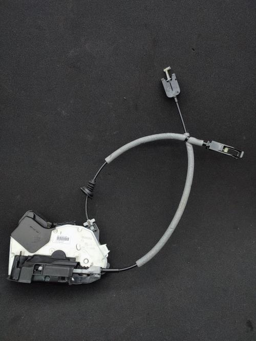 Serrure avant droit VOLKSWAGEN POLO 5 PHASE 1