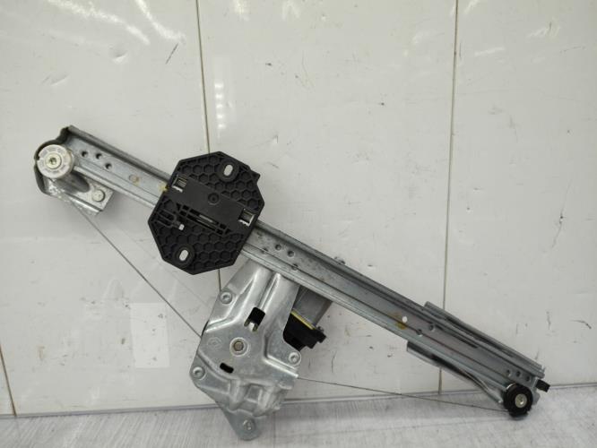 Leve vitre electrique avant droit DACIA SANDERO 2 PHASE 2 Essence