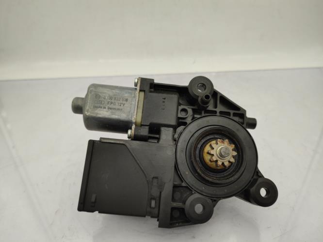 Moteur leve vitre arriere droit RENAULT SCENIC 3 PHASE 1 Diesel