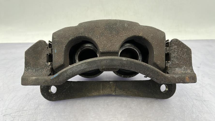 Etrier avant droit (freinage) KIA CARNIVAL 1 Diesel