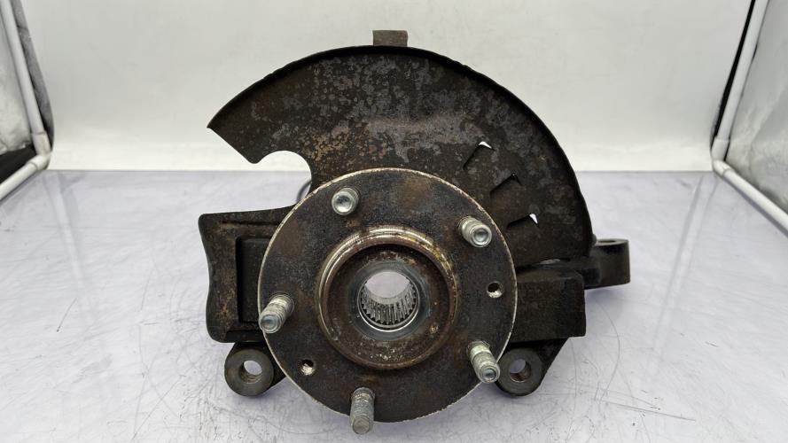 Fusee avant droit KIA CARNIVAL 1 Diesel