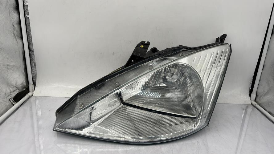 Optique avant principal gauche (feux)(phare) FORD FOCUS 1 Diesel
