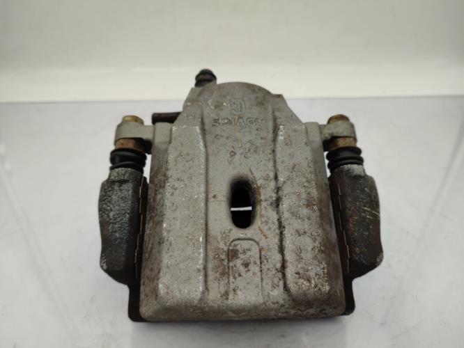 Etrier avant droit (freinage) TOYOTA PRIUS 2 Essence/Hybride