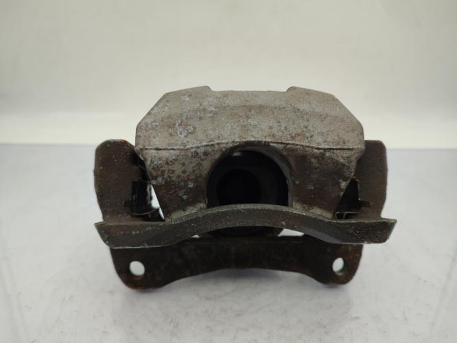 Etrier avant gauche (freinage) TOYOTA PRIUS 2 Essence/Hybride