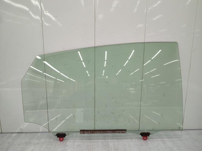 Vitre arriere droit TOYOTA PRIUS 2 Essence/Hybride