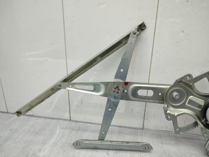 Leve vitre electrique arriere droit TOYOTA PRIUS 2 Essence/Hybride