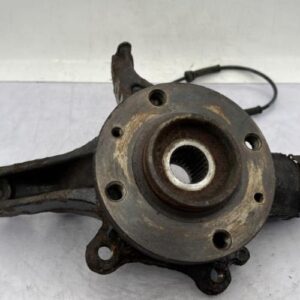 Fusee avant gauche PEUGEOT 5008 1 PHASE 1 Diesel