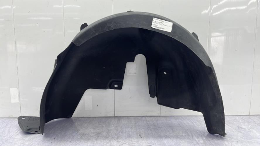 Pare boue arriere droit PEUGEOT 208 1 PHASE 1 Diesel