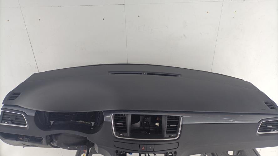 Tableau de bord PEUGEOT 508 1 PHASE 2 Diesel