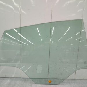 Vitre arriere droit FORD FIESTA 6 PHASE 1