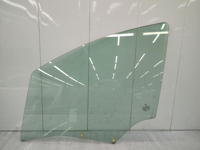 Vitre avant gauche PEUGEOT 307 PHASE 2 BREAK Diesel