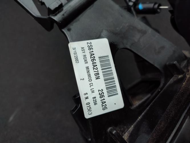 Serrure arriere gauche FORD FIESTA 5 PHASE 1 Diesel