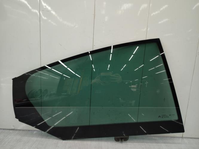 Vitre arriere droit CITROEN DS4 PHASE 1 Diesel
