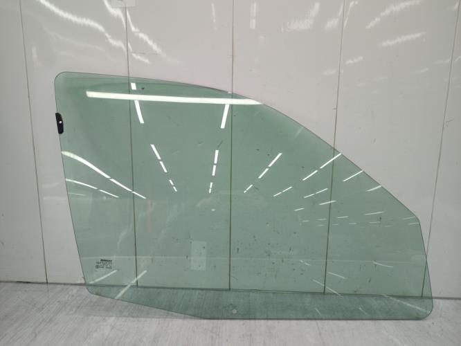Vitre avant droit RENAULT CLIO 2 PHASE 2 Essence