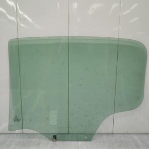 Vitre arriere droit PEUGEOT 207 PHASE 1 Diesel